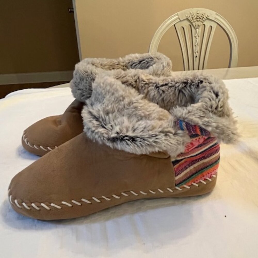 DEARFOAMS | Moccasins Tan with tassels Fabric back-NEW